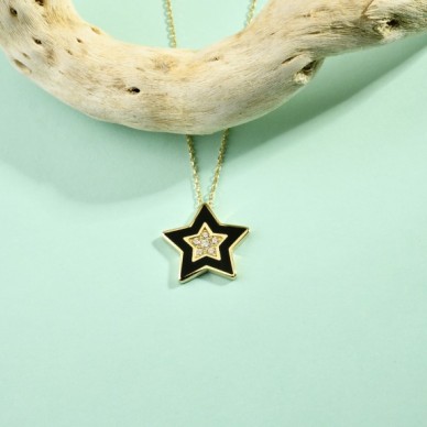 Siyah Mineli Taşlı Yıldız 14K Altın Kolye