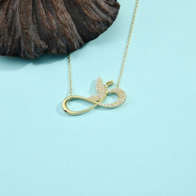 Kelebek Figürlü Sonsuzluk 14K Altın Kolye
