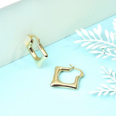 Geometrik Halka 14K Altın Küpe