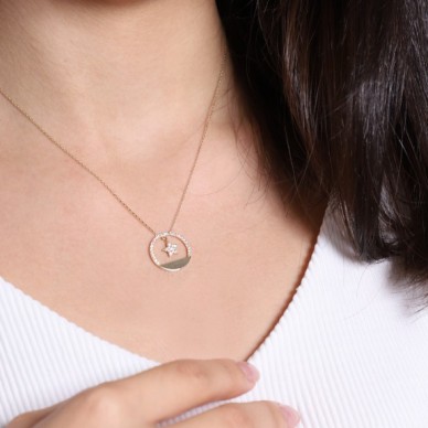 Yıldız Sallantılı Dairesel 14K Altın Kolye