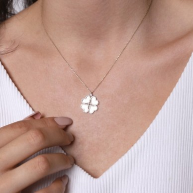 Küçük Boy Yonca isim Yazılabilir Aile 14K Altın Kolye