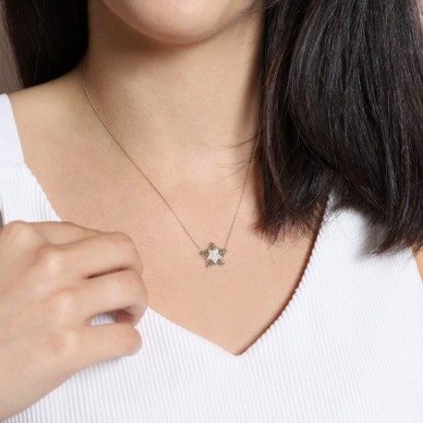 Yıldızlardan Yağan Kar Taneleri 14K Altın Kolye