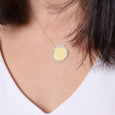 Taşlı Çerçeve İsim Yazılabilir Plaka 14K Altın Kolye