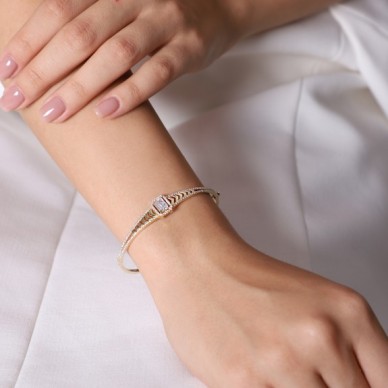 Baget Taşlı Çavuş 14K Altın Kelepçe