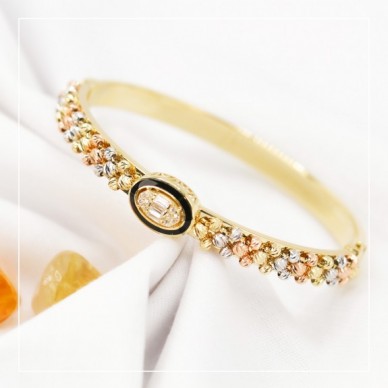 Baget Taşlı Dorika 14K Altın Kelepçe